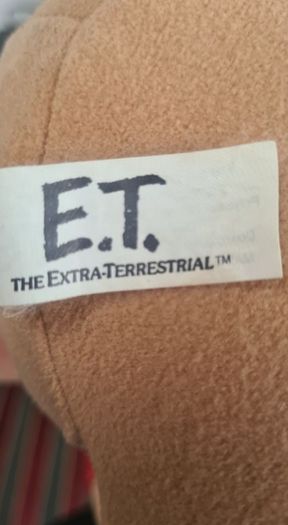 E.t