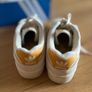 adidas low sneakers Image 4