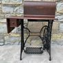 Antique Singer 15K28 Treadle sewing machine. Image 9