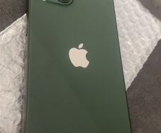iphone 13 and iphone xr