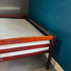 Free Bed Single