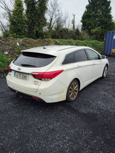 Breaking Hyundai i40 2012 1.7 diesel