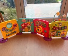 Vtech play activity centre