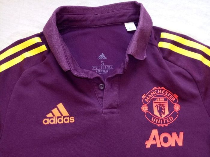 Manchester United  Adidas Polo Top Size S Adults