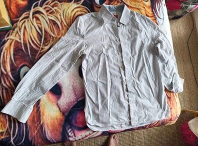 Levi's shirt