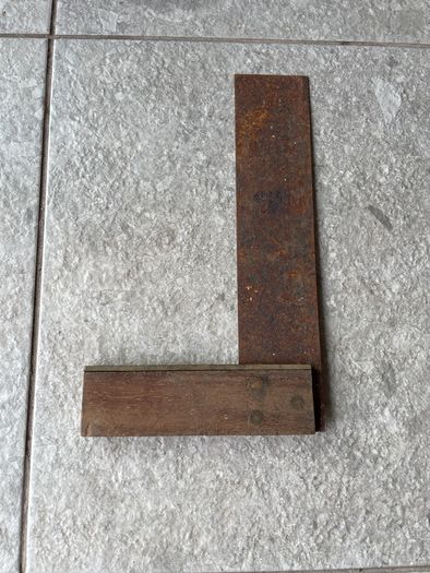 Vintage Tri Square