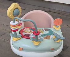 Mamas & Papas Snug Floor Seat with Activity Tray - Blossom