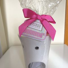 Yankee Candle White Melt Warmer & 3 Wax Melts Gift Set