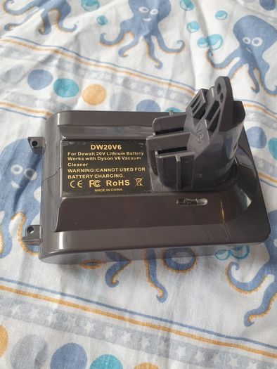DeWalt battery adaptor for Dyson V6 (free postage)