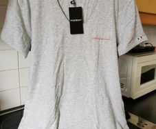 BNWT - Emporio Armani V Neck T-shirt SIZE M