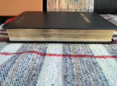 Vintage Holy Bible Cambridge Turquoise like new in box on3n3ss
