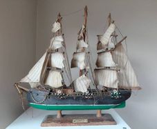 Fragata Ship Model