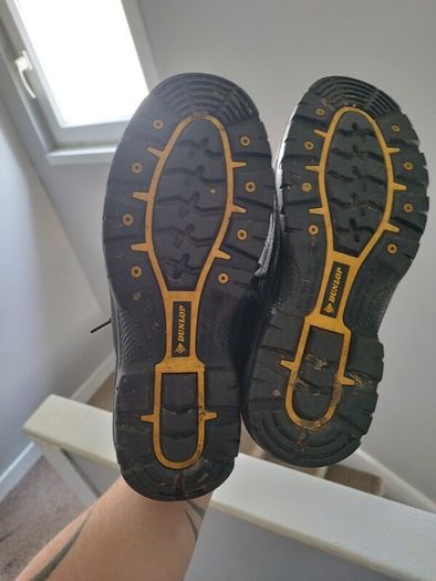 safety boot dunlop size 10
