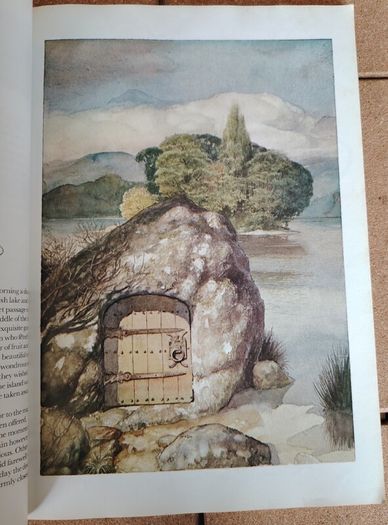 Vintage 1979 Faeries Book - Alan Lee Cover Variant (Pan Books First Printing)