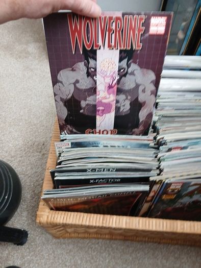 300+ marvel comics
