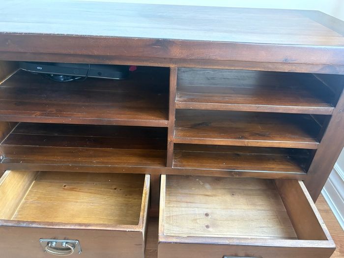 TV Table/Coffee Table