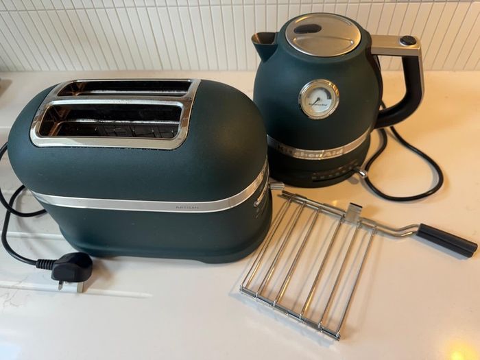 Kitchen Aid kettle and toaster