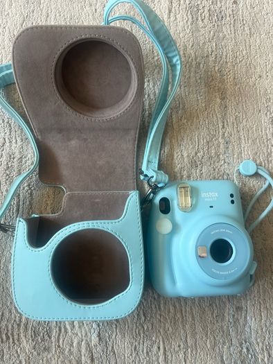 Fujifilm Instax Mini 11 - Sky Blue + Huge Accessories Kit