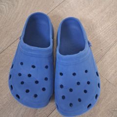 Free. Boys "crocs". Size 2. Straps missing