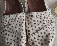 Ladies flats  TOMS