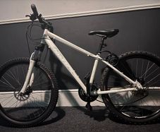 Claud butler mountain bike