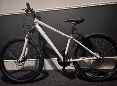 Claud butler mountain bike