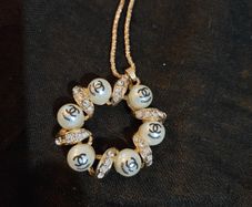 Pearl pendant