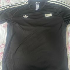 Oasis tshirt