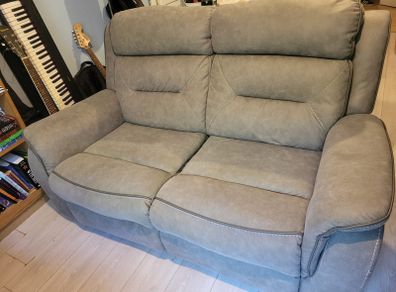 2 seater reclining couch