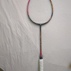 Yonex Astrox 99 play (badminton racket)