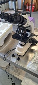 Aspen GTC10 Trinocular Biological Microscope