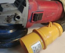 Milwaukee Angle Grinder 110v