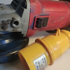 Milwaukee Angle Grinder 110v
