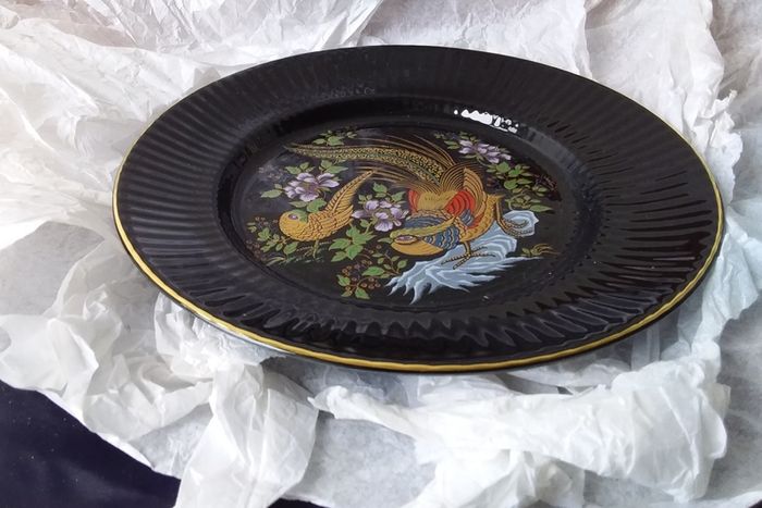 Royal Tara - Collector's Plate - Oriental Style Golden Pheasants , Black With Gold Rim