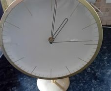 Umbra Infinity Table / Wall Clock