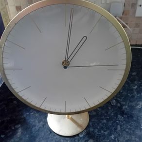 Umbra Infinity Table / Wall Clock