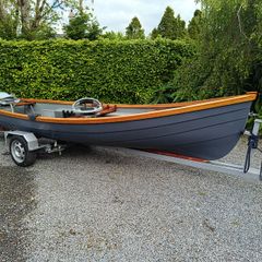 New 19ft Kingfisher boat with trailer and 20hp Tohatsu Electric start engine like new!