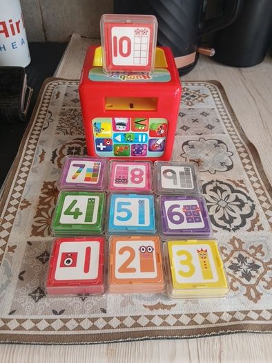 toys
