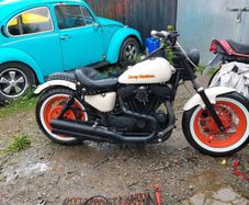 Harley Davidson sportster 883