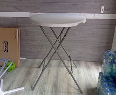 Folding high table