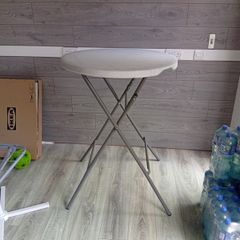 Folding high table