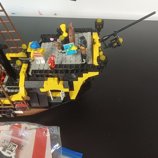 vintage Lego pirates 6285 Black Seas Barracuda