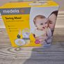 medella swing maxi double breast pump Image 4