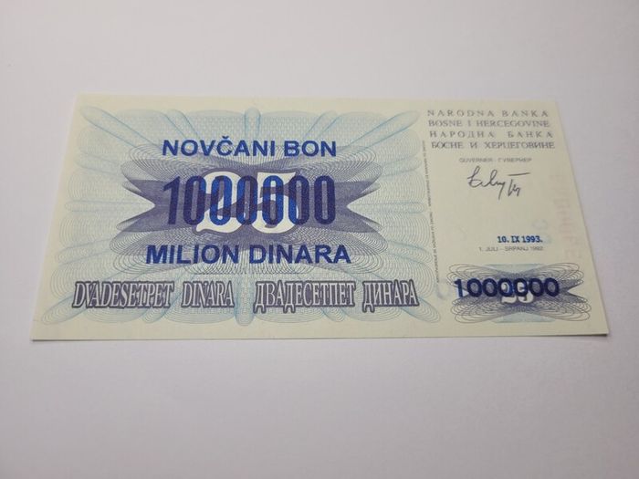 Bosnia - Herzegovina  100,000-100.000,000 Dinara, 1992-1994, 6 notes