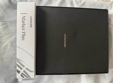 Remarkable Paper Pro with Marker Plus (Colour Paper Tablet)
