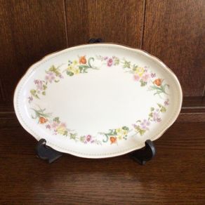 Wedgwood Mirabelle oval serving plate