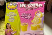 Ice Cream maker - new