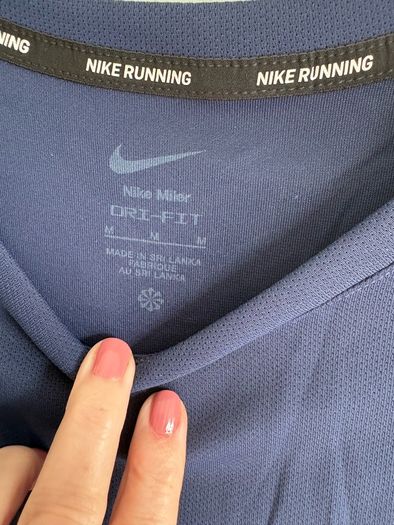 Mans nike top
