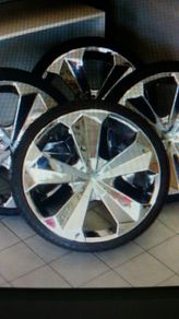 Vault chromes 18"