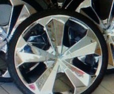 Vault chromes 18"